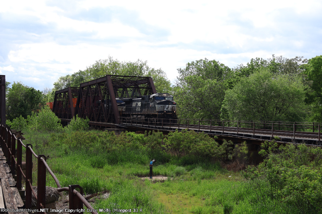 NS 9877